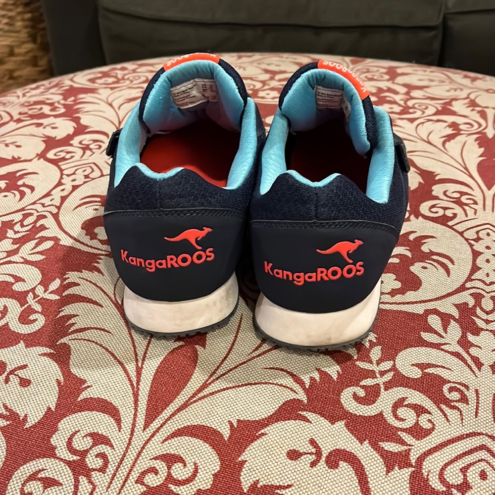 KANGAROOS EUC